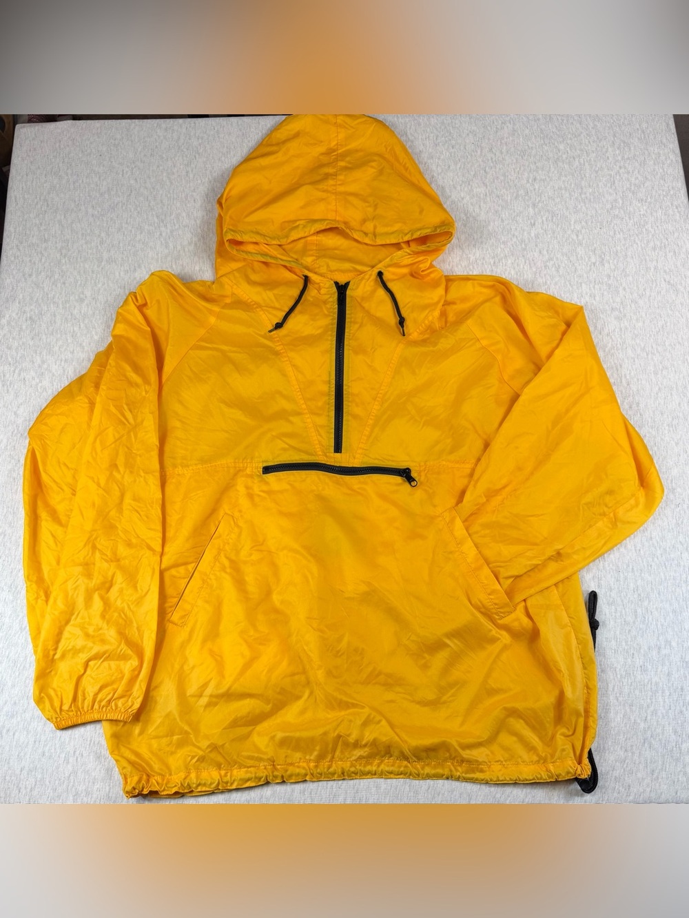 Vintage Old Navy Packable Anorak Windbreaker Jacket Yellow Men’s XL 90s Y2K